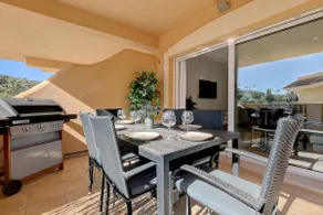Stunning 2 Bedroom Apartment in Aloha Hill Club - Image 4