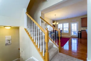 Modern Home w/ Great Amenities - Image 4
