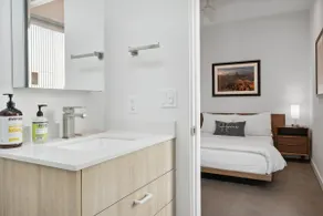 Unique Design 2-bedroom Apartment - 80 Walkscore! - Image 3