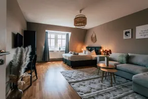 *Grand Rooftop* Large & luxurious with rooftop terrace - Image 2
