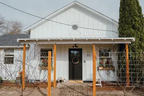 Charming Cuvée Cottage - Image 2