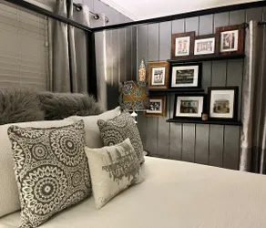 Comfy, cozy duplex apt in old home downtown Easley - Image 5