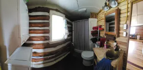 Hand Built Log Cabin - Image 4