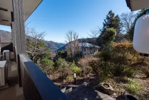 [Hakone Hen] Surrounded by the nature of Hakone, with a private hot spring and BBQ all to yourself. Enjoy a luxurious time in a private villa. - Image 3