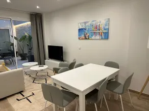 Lovely apartment with a patio - Image 3