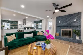 Big Beautiful Richardson Home for the Family! - Image 2