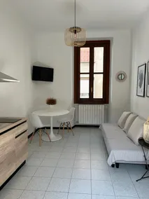 One-bedroom apartment in the pedestrian zone - Image 3