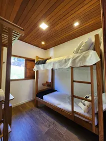 Mury Tênis Clube Chalet 02. - Image 4