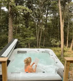 Luxurious modern cabin on 16 acres near Penn State - Image 3