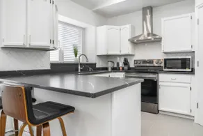 Insta-Worthy Stylish/Trendy Home - Image 3