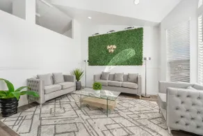 Insta-Worthy Stylish/Trendy Home - Image 2
