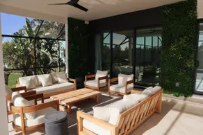 5 minutes away from the beach! Luxury Private Villa on the Canal - Image 3