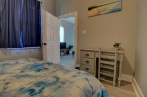 The Little Blue Wave house - Image 3