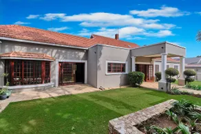 Rose Road Manor - Houghton Johannesburg - Image 4