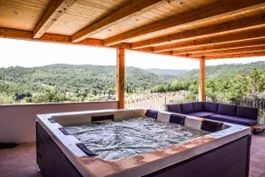 by Casamerina, San Venanzo villa with pool and hot tub - Image 3