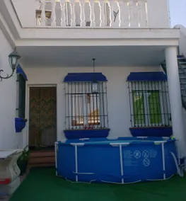 Swimming pool-fireplace, Charming house - Image 2