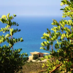 The Enchantment Suite between the sea and the sky - Image 5