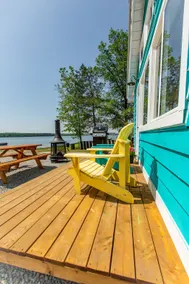 The Turquoise Cottage - Image 4