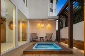 Newly Remodeled Luxury Waterfront Home on Venice Canal with Jacuzzi - Image 5