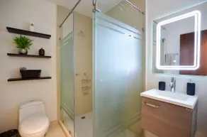 Executive Suite! - Luxury & a unique view - Image 5