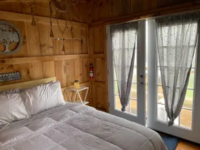 Cabin 8 on 1Tribe Farm - Image 5