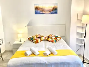 Unique Terrace Oasis - Modern Studio in Center - Image 4