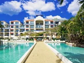 Gold Coast Calypso Plaza Suites Coolangatta Beach - Image 3