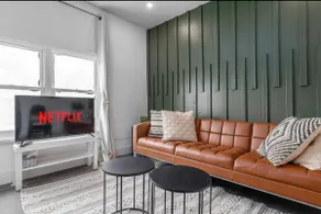 Historic/Modern Studio Apt. *Perfect for Couples* - Image 2