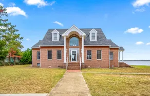 Sunset Retreat•Waterfront•Dock•Fire Pit•Sleeps 12 - Image 2