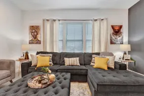 Downtown Memphis Loft! Walking distance from Beale street! Garage parking! - Image 1