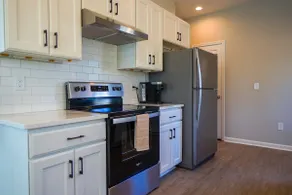 New! King bed 3 bd Near Duke - Image 3
