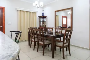 Beautiful Spacious Home-Perfect for Large Groups! - Image 5