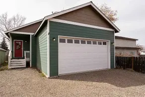 Visit Rip’s Cabin in the Heart of Prineville - Image 3