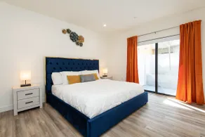 Spacious and Stylish 3BR/2BA Apartment + Parking - Image 3