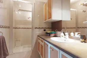 Large family apartment 15 minutes from Paris - Image 5