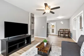 Renton Cottage- Minutes To Downtown Renton! - Image 4