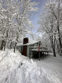 Magical Apres Ski Londonderry, 4 bd, EV charger - Image 2