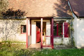 Cozy and cheerful home - Image 2