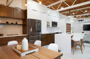 Sonoran Modernist Beauty - Image 5