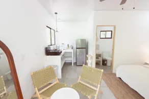 Pocho•T Studio #2, walking distance to the beach! - Image 5