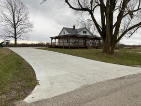 The Little Farm House - Image 3