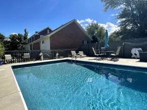 B on the Bourbon Trail with Pub, Pool and Hot Tub - Image 5