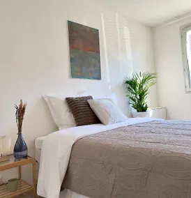 La Voulzie Apartment, Private Parking and Terrace - Image 3