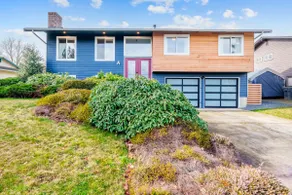 Spacious remodeled home with central AC and fenced yard - Image 2