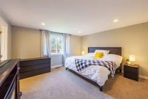 Spacious remodeled home with central AC and fenced yard - Image 4