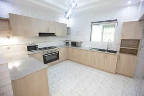 Spacious and secure duplex!!! - Image 4