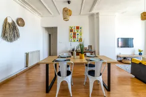 Haussmannian apartment 70 m² Bright Central - Image 3