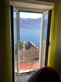 Sunny and cozy flat with breathtaking views - Image 4