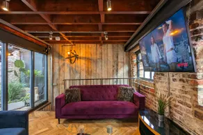 Blayds 9 - 2 Bedroom Townhouse - Image 3