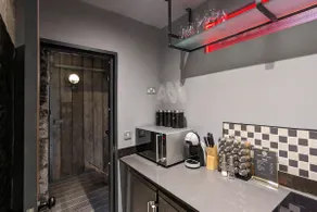 Blayds 9 - 2 Bedroom Townhouse - Image 5